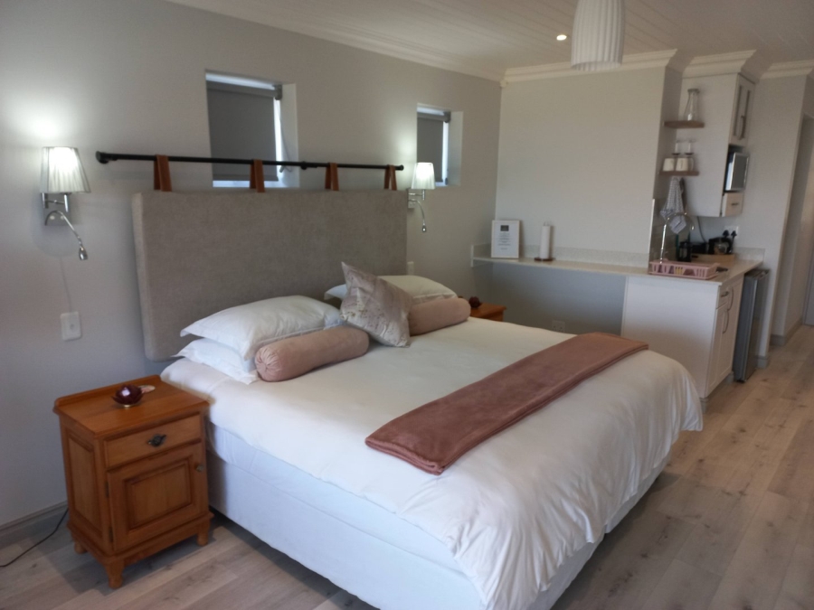 12 Bedroom Property for Sale in Wilderness Central Western Cape
